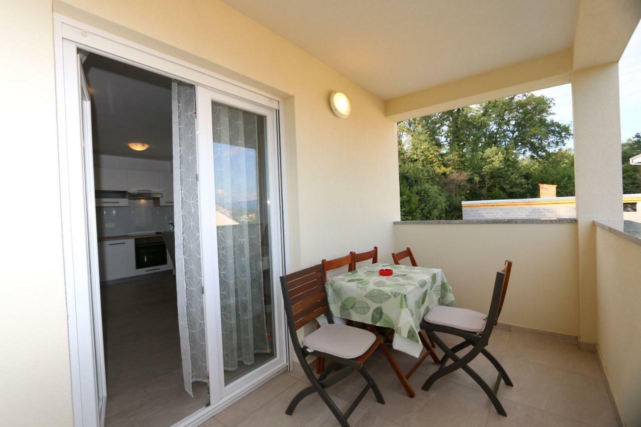 Apartment Samsa Mirica Čižići Exterior foto