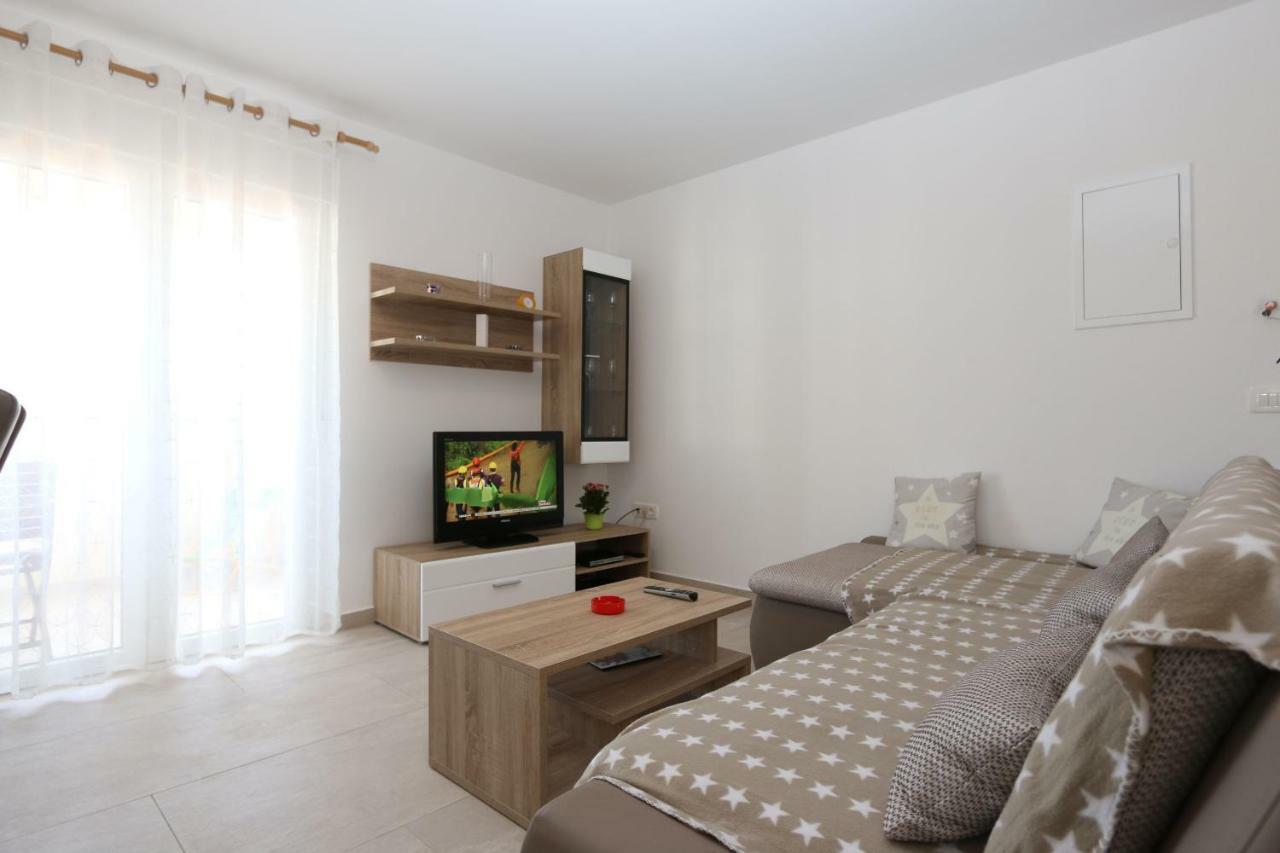 Apartment Samsa Mirica Čižići Exterior foto