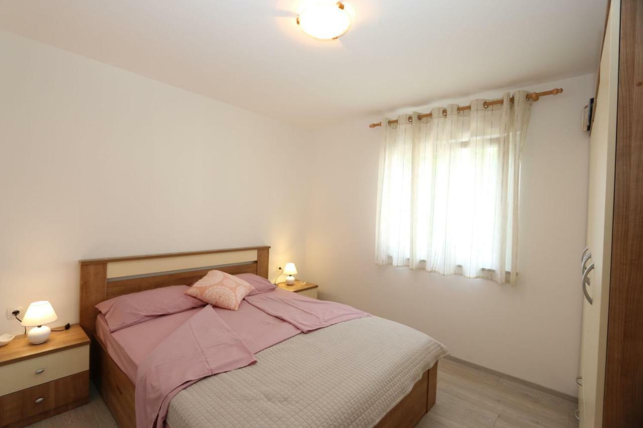 Apartment Samsa Mirica Čižići Exterior foto